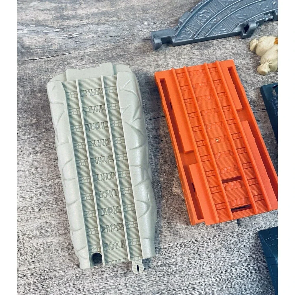 Vintage 2009 Trackmaster Lot Of 8 Thomas The Tank Engine Replacement Parts Only